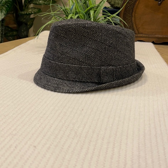 Robington & Mott New York Hat - Picture 4 of 15